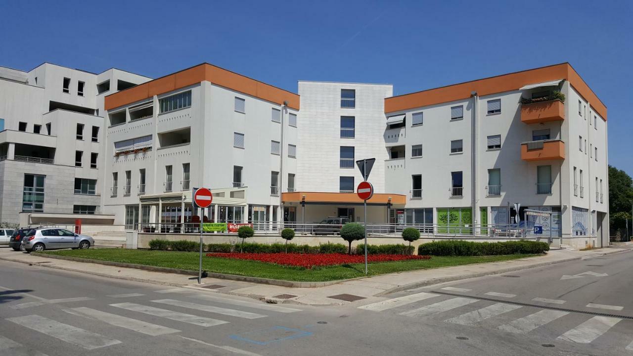 Appartamento Vip, With Free Garage Parking Pola